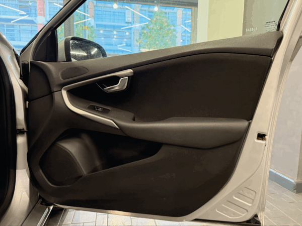 Volvo V40 - Imagen 7