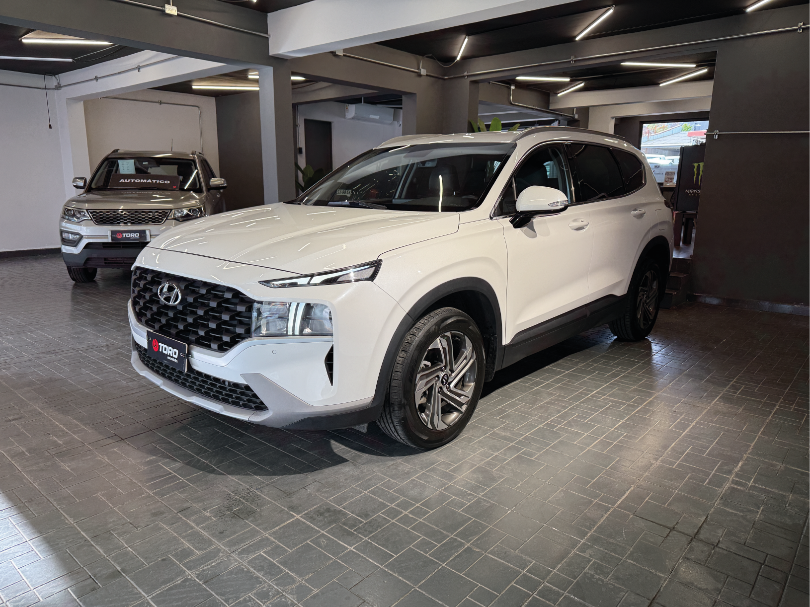 Hyundai Santa Fe AWD - Imagen 2