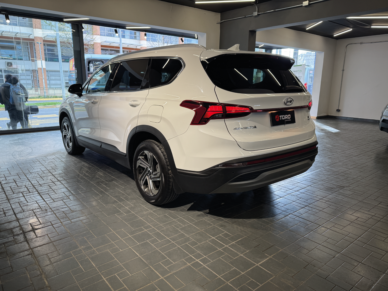 Hyundai Santa Fe AWD - Imagen 3